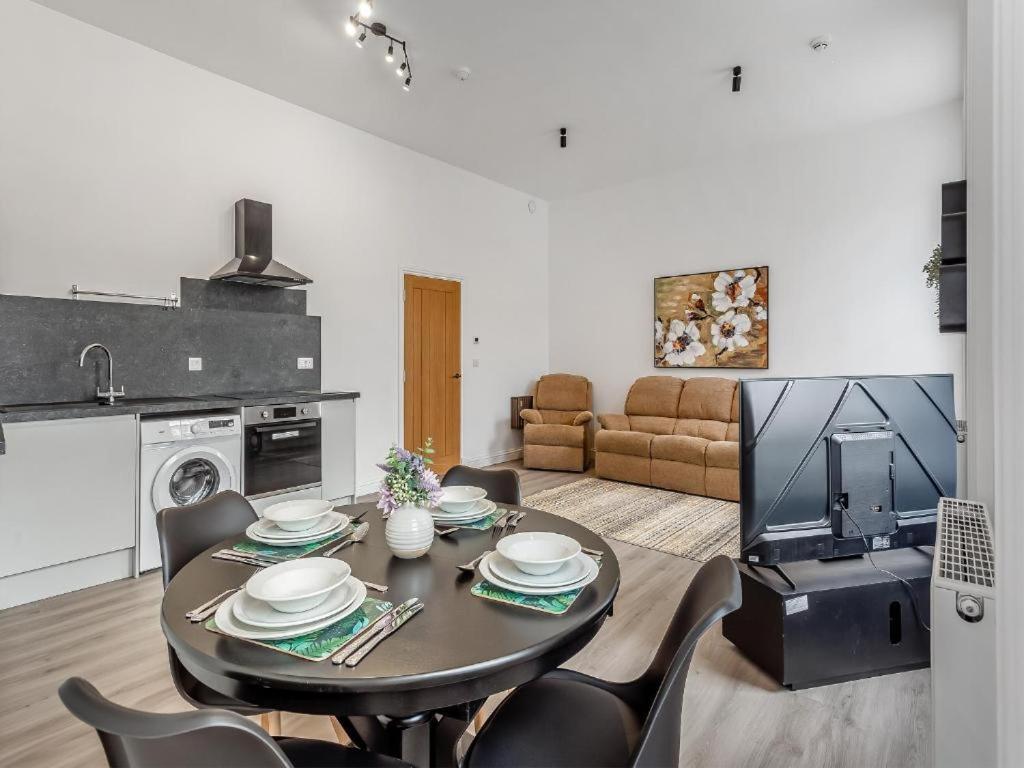 Fraser Apartment